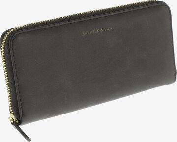 Kapten & Son Small Leather Goods in One size in Black: front