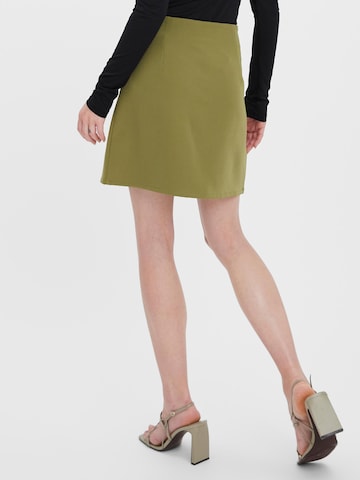 Vero Moda Collab Skirt 'Tinamaria' in Green