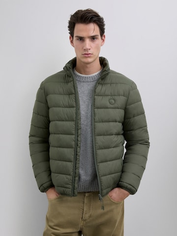 Scalpers Välikausitakki 'New Gstaad' värissä vihreä