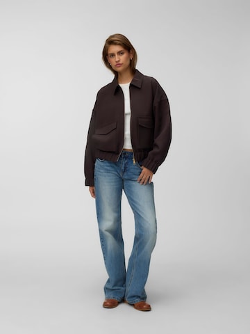 VERO MODA - Chaqueta de entretiempo 'VMOlivia' en marrón