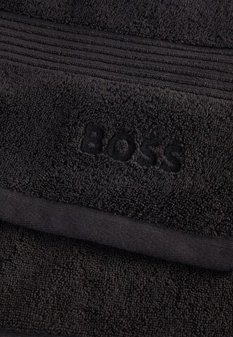 BOSS Bathmat in Black: front