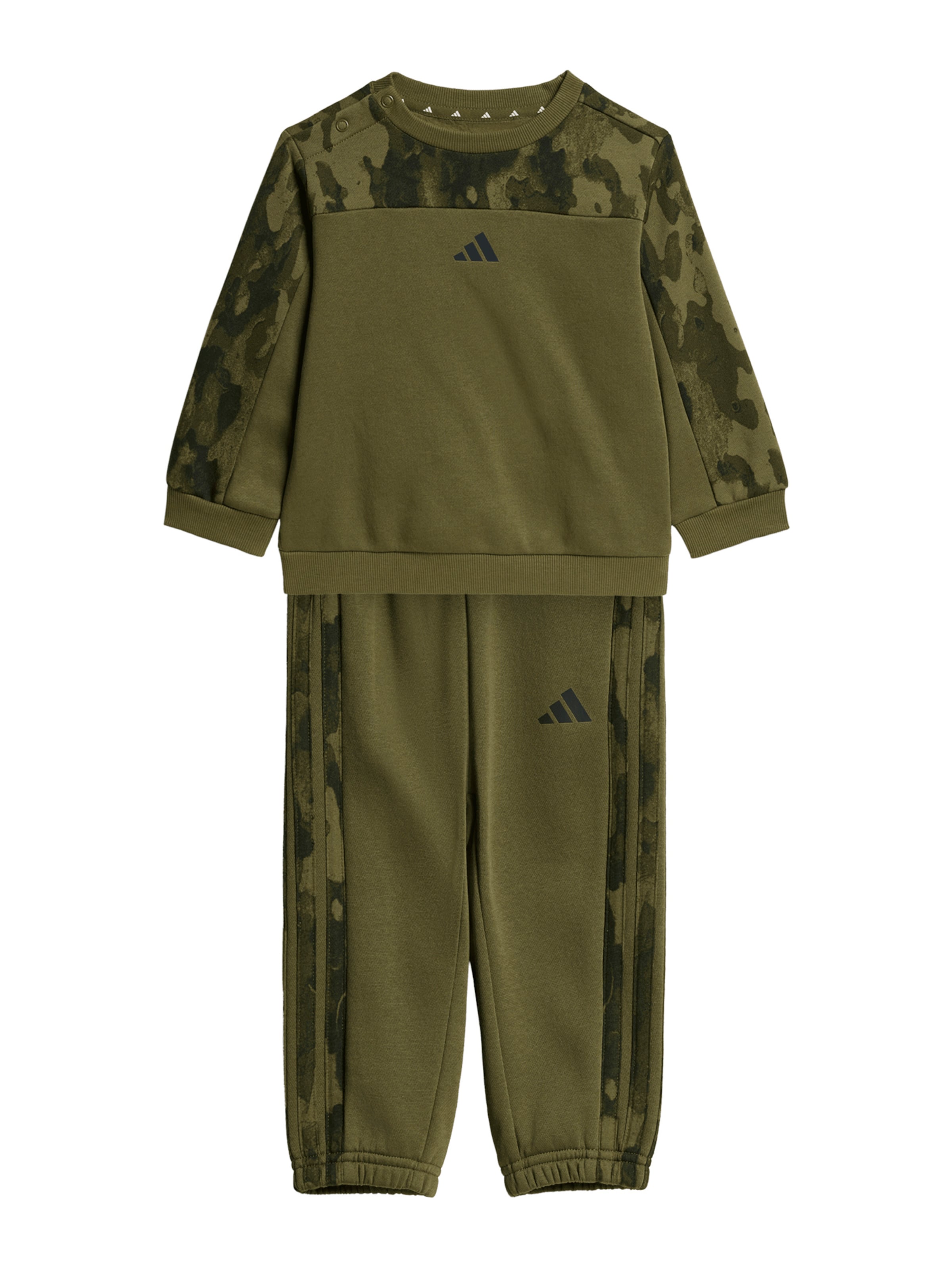 ADIDAS SPORTSWEAR Trainingspak 'Seasonal Essentials' in Groen: voorkant