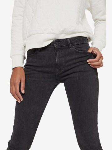 ESPRIT Skinny Jeans in Black