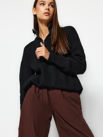 Trendyol Pullover i sort