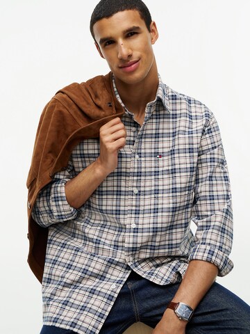 TOMMY HILFIGER Comfort fit Button Up Shirt in Beige