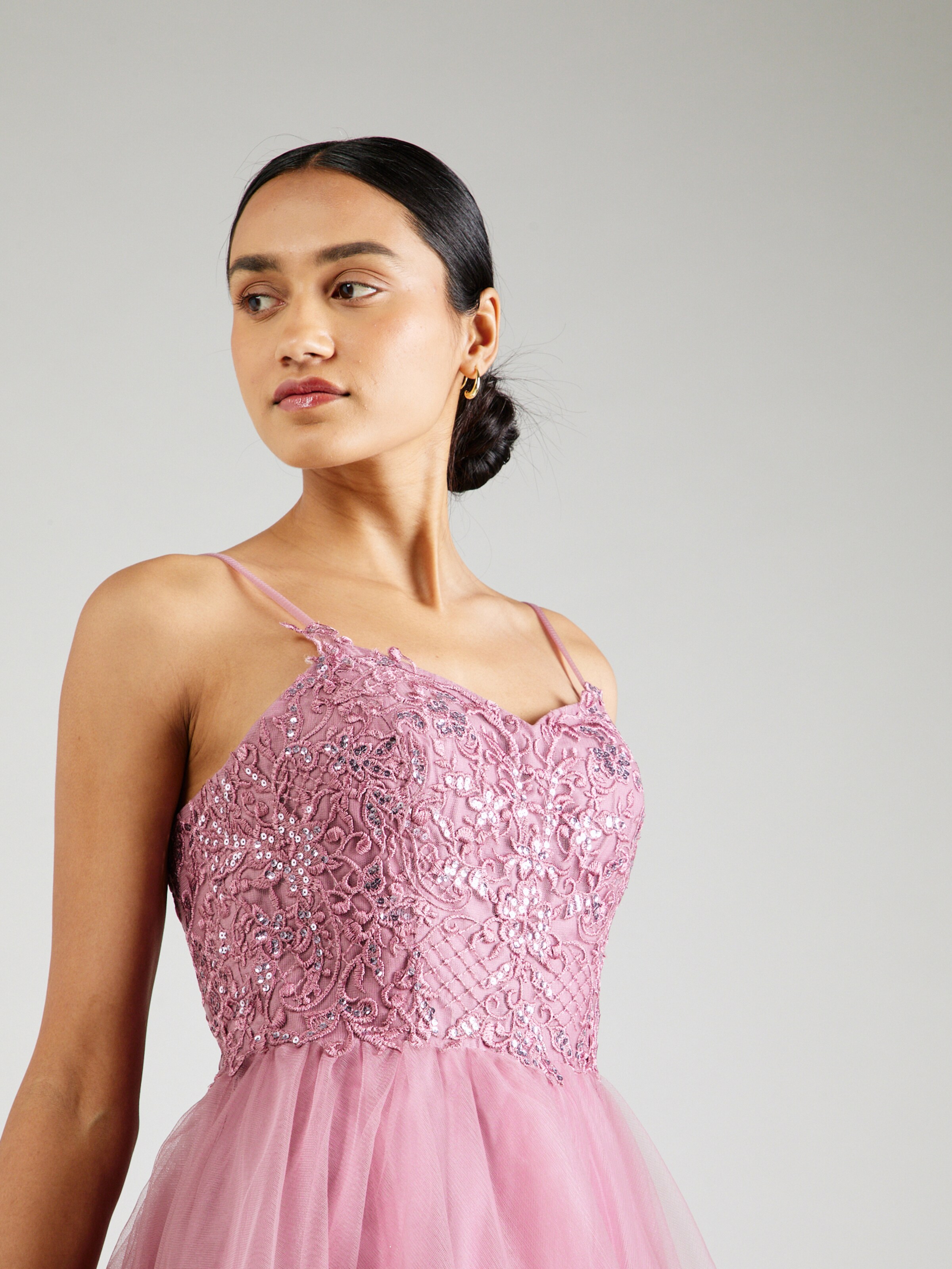 Laona Cocktailjurk in Rose ABOUT YOU