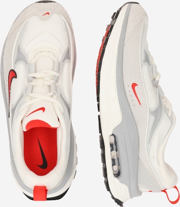 Sneaker low de la Nike Sportswear pe bej