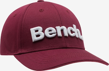 BENCH Cap in Red: front