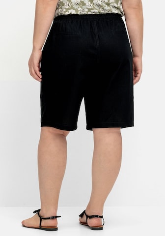 SHEEGO Loosefit Shorts in Schwarz