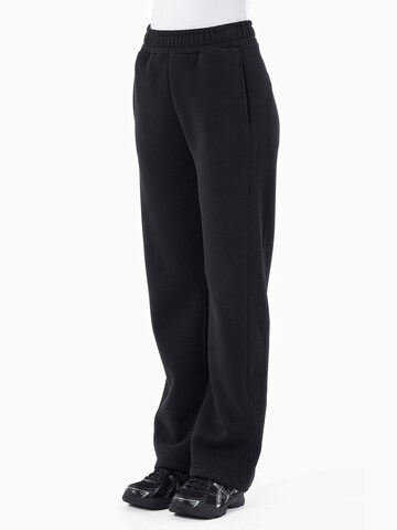 Organication Regular Pants in Black