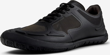 Baskets basses 'Peu Path' CAMPER en noir : devant