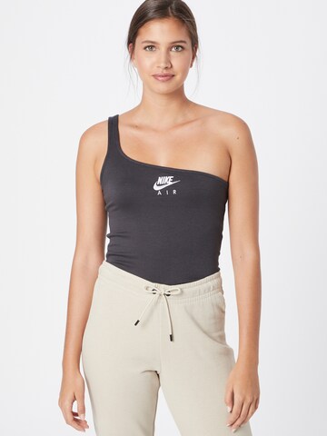 Top de la Nike Sportswear pe gri: față