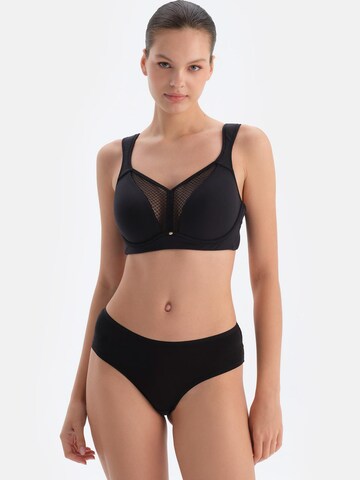 Dagi Minimizer in Zwart: voorkant