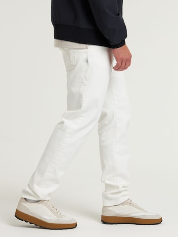 CHASIN' Regular Jeans in White