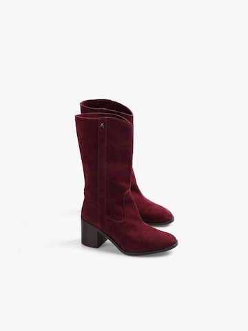 Scalpers Boots in Red