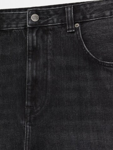 Pull&Bear Baggy Housut värissä musta