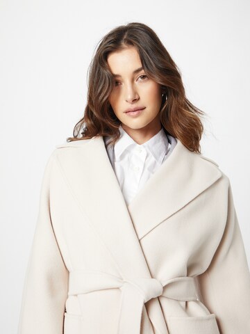 Weekend Max Mara Between-Seasons Coat 'ROVO' in Beige