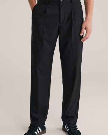 WE Fashion Loose fit Pleat-Front Pants in Black: front