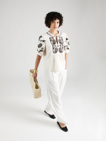 minus - Blusa en blanco