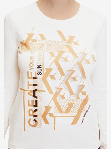 T-shirt Betty Barclay en blanc