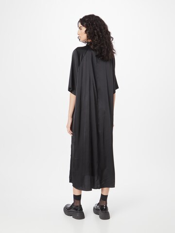 Monki Kleid in Schwarz