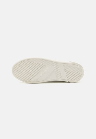 Baskets basses Kate Spade en blanc : en bas