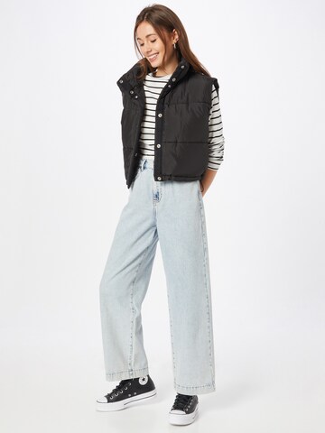 Wide leg Jeans 'Ann' de la NORR pe albastru