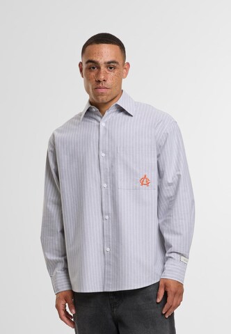 Comfort fit Camicia 'Yankees' di Another Cotton Lab in grigio