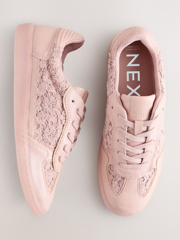 Next Sneaker in Pink