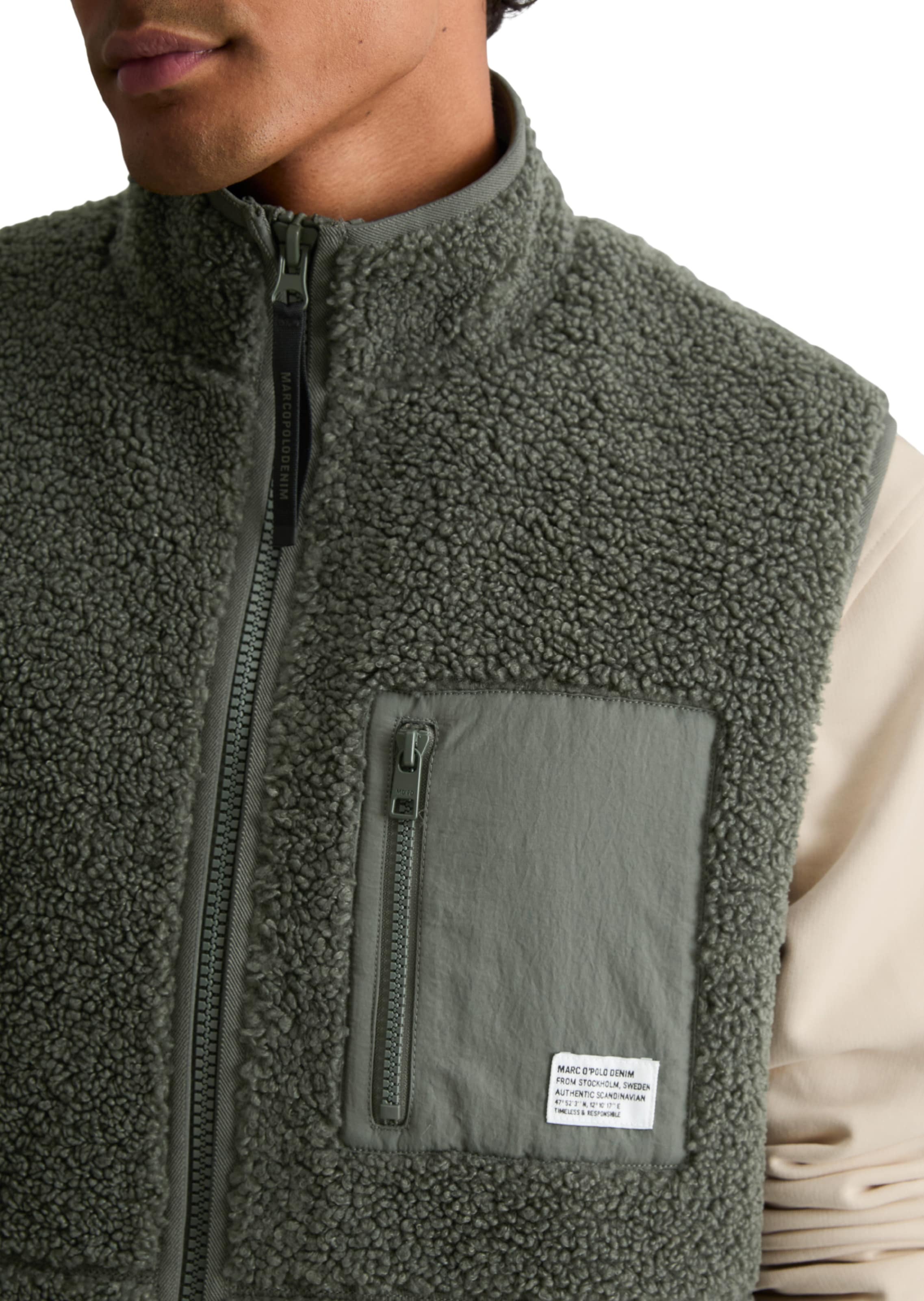 Marc O'Polo DENIM Vest in Green: front