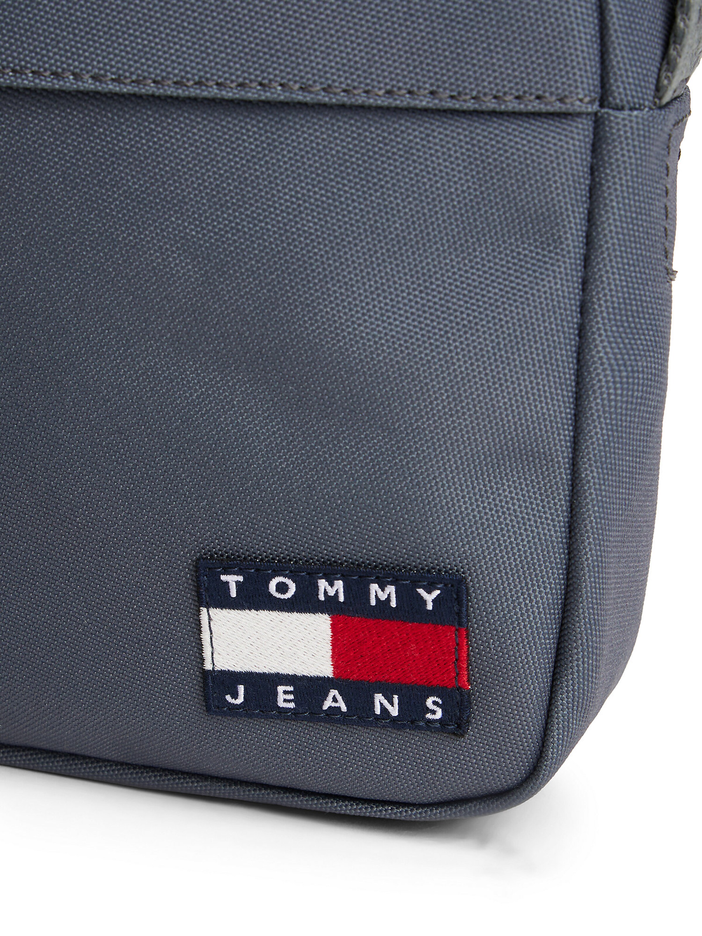 Tommy Jeans Crossbody Bag 'ESS' in Grey