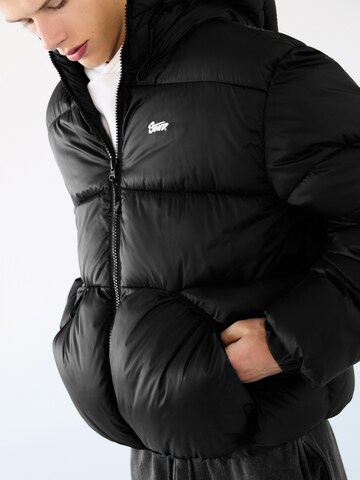 Pull&Bear Vinterjacka i svart