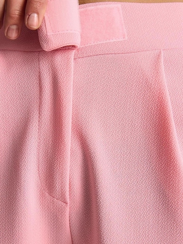 Loosefit Pantalon à pince Bianco Lucci en rose