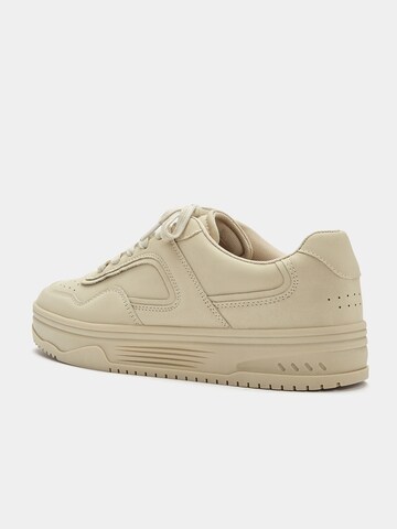 Pull&Bear Låg sneaker i beige