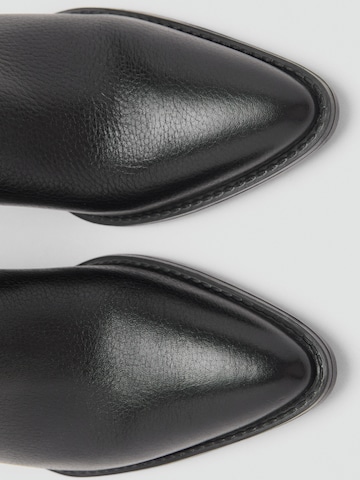 MANGO Nilkkurit 'Aris' värissä musta