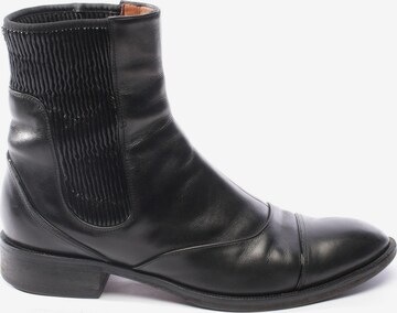 HUGO BOSS Anke & Mid-Calf Boots in 40 in Black: front
