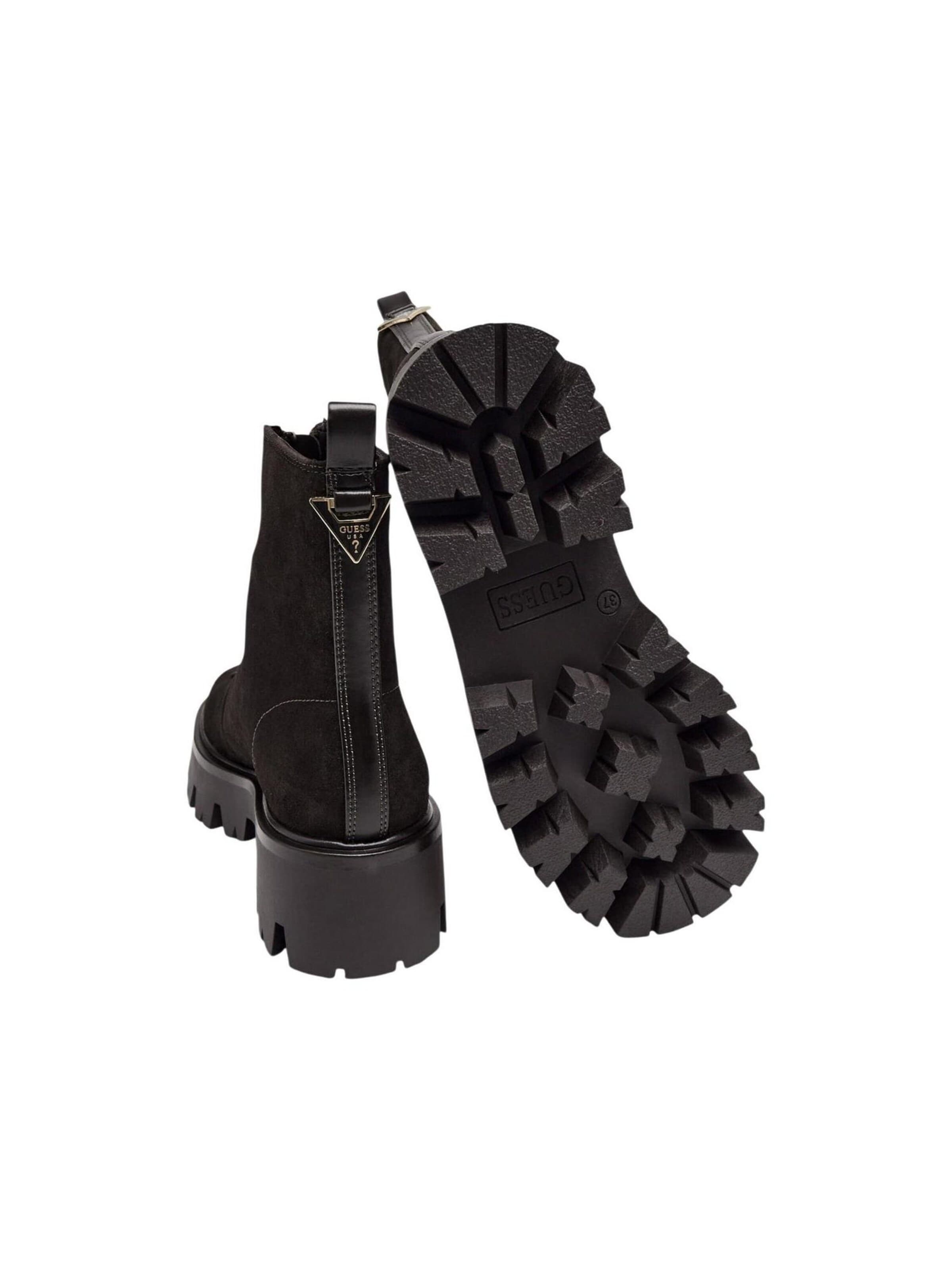 Boots 'RYYAN FLFRRN FAP10' di GUESS in nero