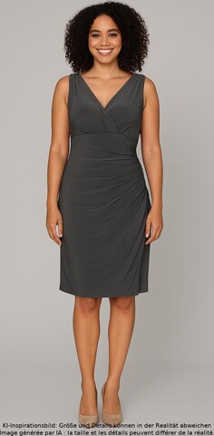 Lauren Ralph Lauren Dress in S in Grey: front