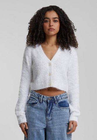 Urban Classics Knit Cardigan 'Feather' in White: front