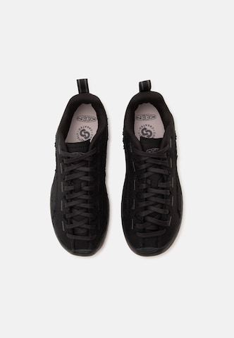 Scarpa bassa 'JASPER SPLIT' di KEEN in nero