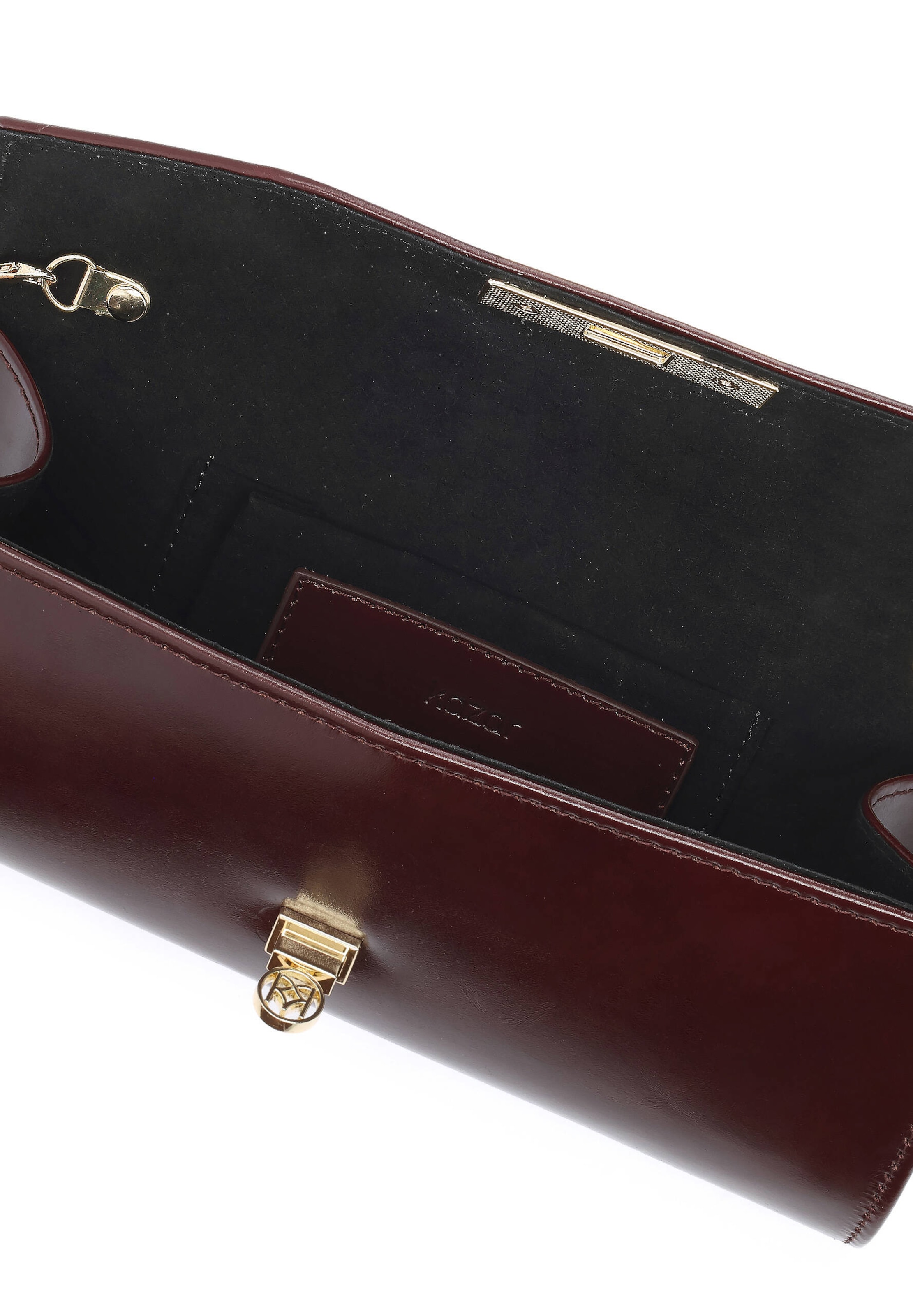 Pochette di Kazar in rosso