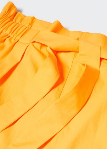 MANGO Štandardný strih Plisované nohavice 'Paper' - Žltá