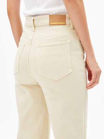 ARMEDANGELS Loosefit Jeans in Geel