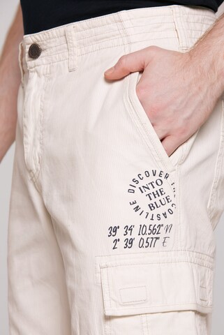CAMP DAVID Regular Shorts in Beige