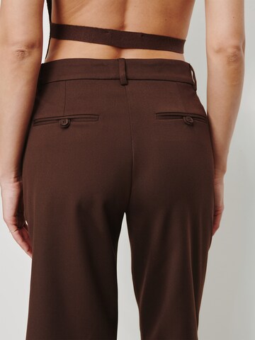 regular Pantaloni di RÆRE by Lorena Rae in marrone