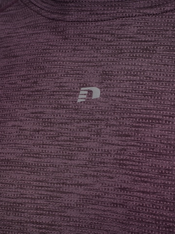 Newline T-Shirt in Lila