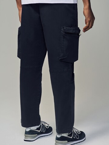 Next Loosefit Cargobyxa 'Utility' i svart