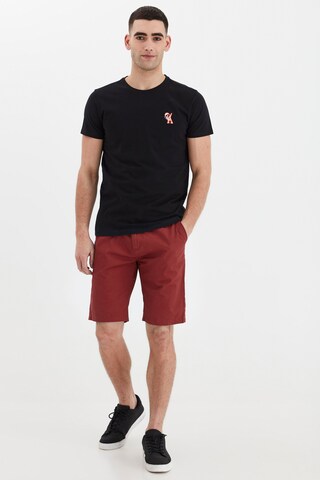 !Solid Regular Chinoshorts 'TITIAN' in Rot