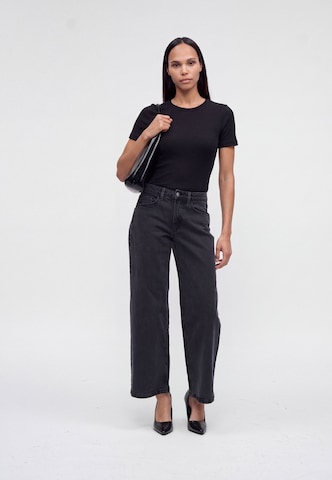 Vero Moda Petite Wide Leg Farkut 'VMTHEA' värissä harmaa