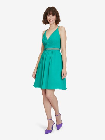 Robe de cocktail Vera Mont en vert